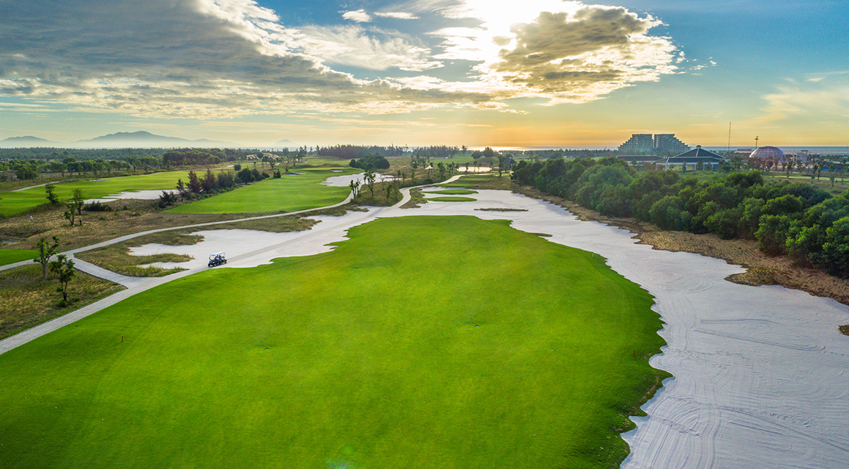 sân golf vinhome vu yen